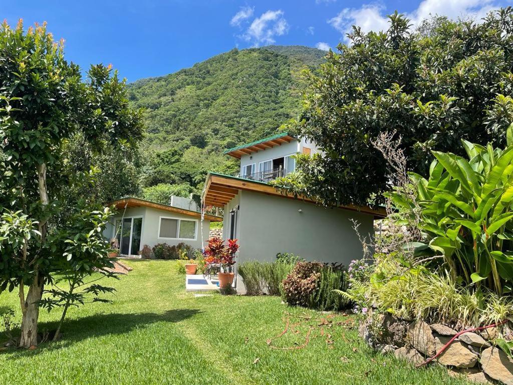 Refugio Del Volcan Casitas San Pedro La Laguna Bagian luar foto